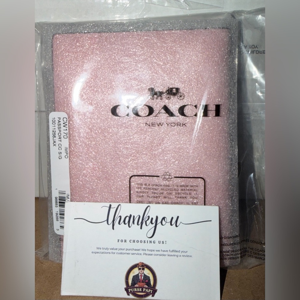 NWT 2026 Coach Powder Pink Passport Holder CW170 SAMEDAY SHIP